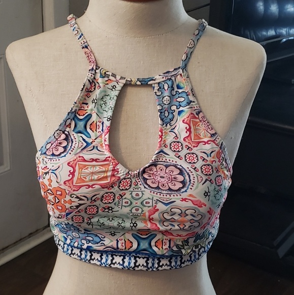 Cupshe - Picture 2 of 3